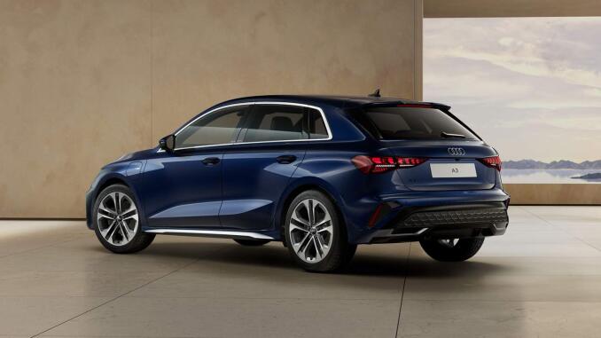 Audi A3 1.5 TFSI e 204 S Line 5dr S Tronic Hatchback - Image 4